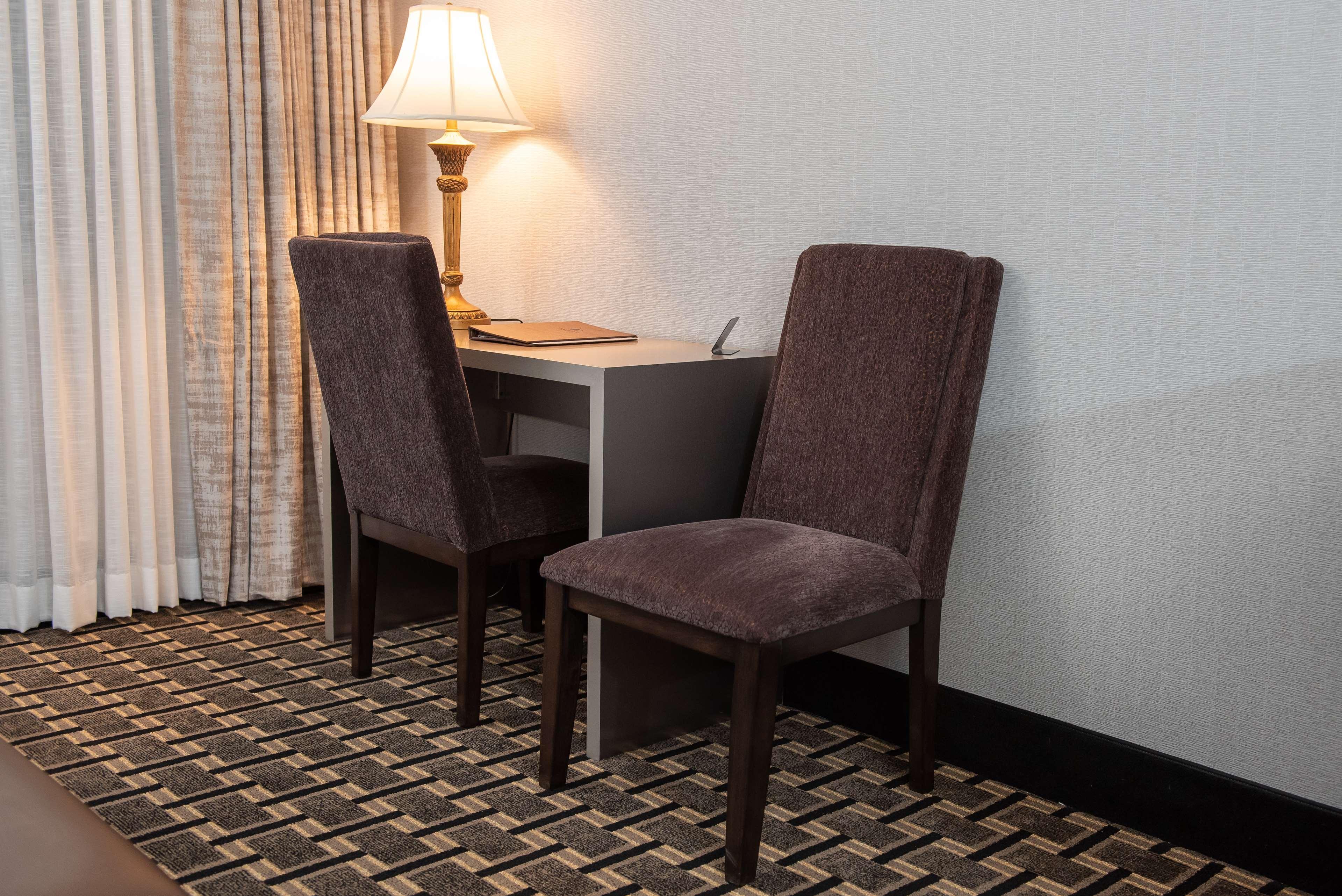 Inn At The Colonnade Baltimore - A Doubletree By Hilton Hotel Exterior foto