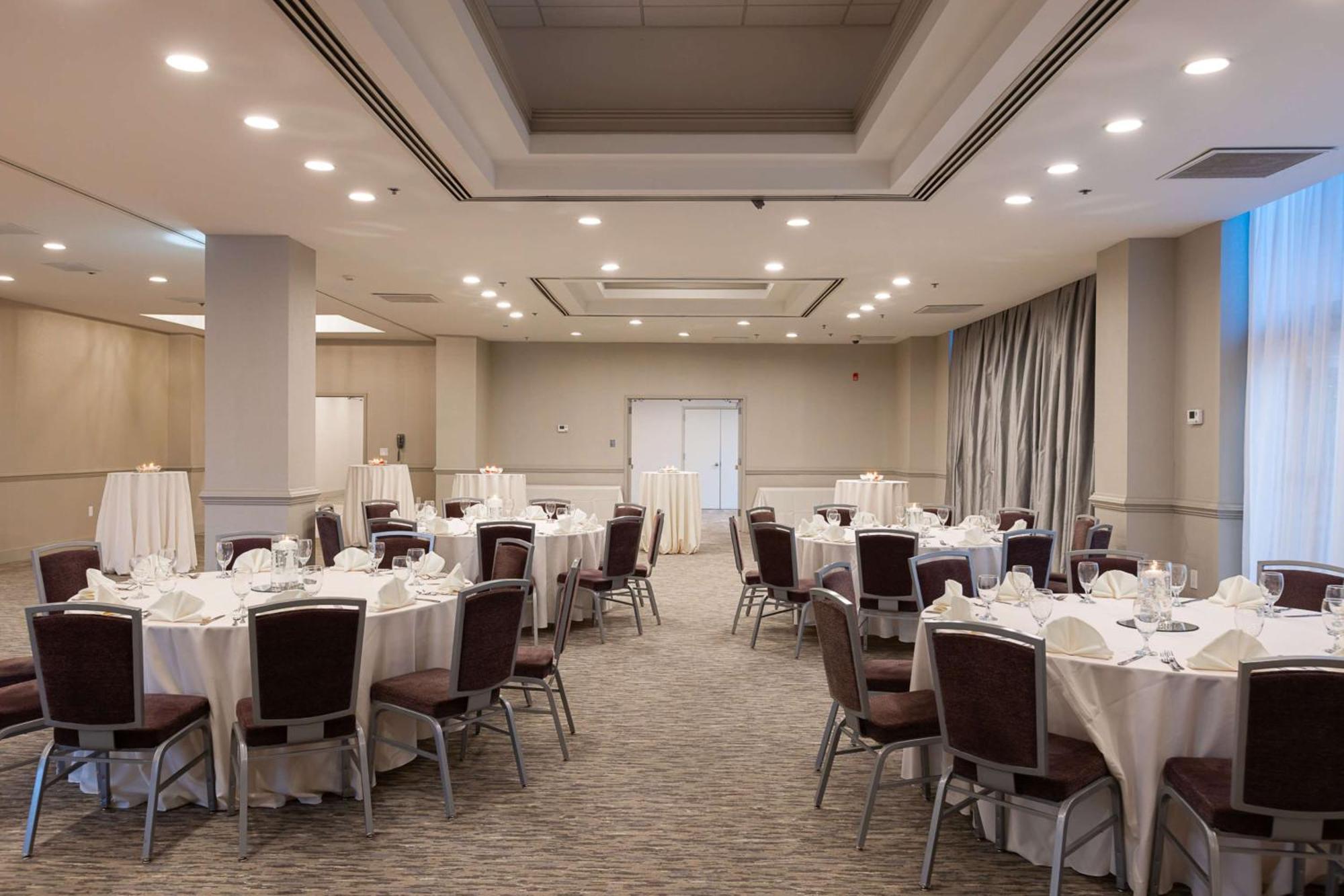 Inn At The Colonnade Baltimore - A Doubletree By Hilton Hotel Exterior foto